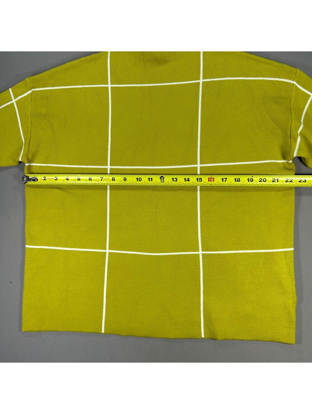 Tahari Women’s Sweater Size Large Green Plaid Mock Neck Long Sleeve Soft Knit - Picture 5 of 7